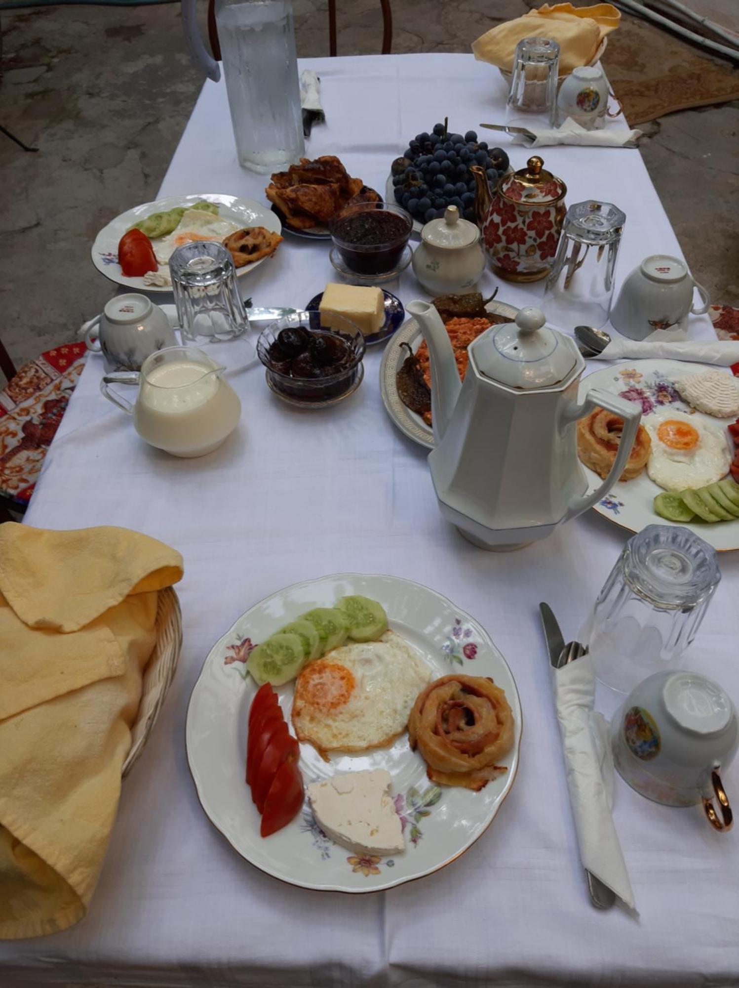 Vrenjo GuestHouse Gjirokastër Værelse billede